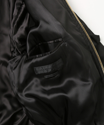 Alexander McQueen（アレキサンダーマックイーン）の「BOMBER