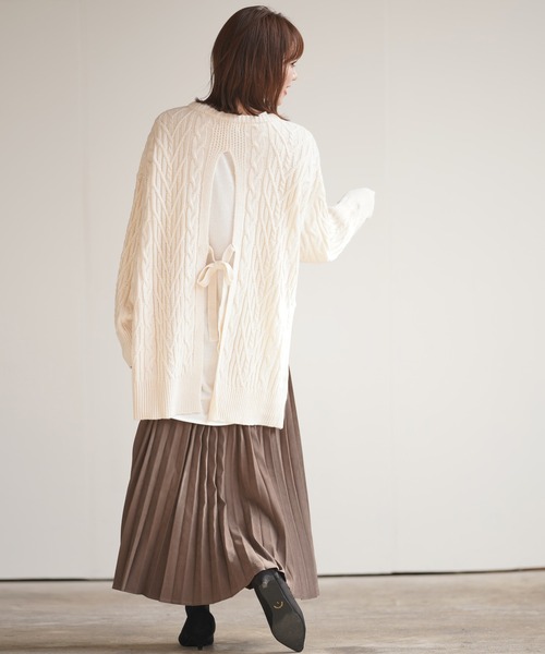 rps（アールピーエス）の「ＢＡＣＫリボンケーブルニットプルオーバー（ニット/セーター・レディース・ブラウン/オフホワイト/ラベンダー・M）」の13枚目の写真