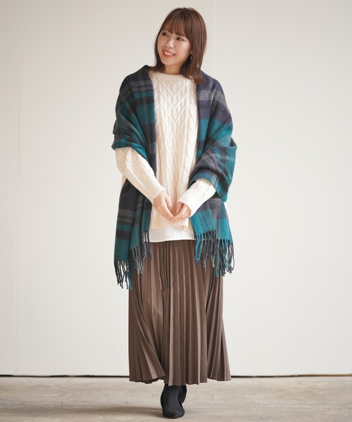 rps（アールピーエス）の「ＢＡＣＫリボンケーブルニットプルオーバー（ニット/セーター・レディース・ブラウン/オフホワイト/ラベンダー・M）」の6枚目の写真