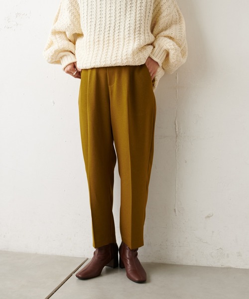 natural couture(ナチュラルクチュール)の「美シルエット微起毛テーパードパンツ Sサイズ(その他パンツ・レディース・ブラック/ブルー/マスタード/モカ/ライトベージュ/ピンク・SMALL)」の5枚目の写真