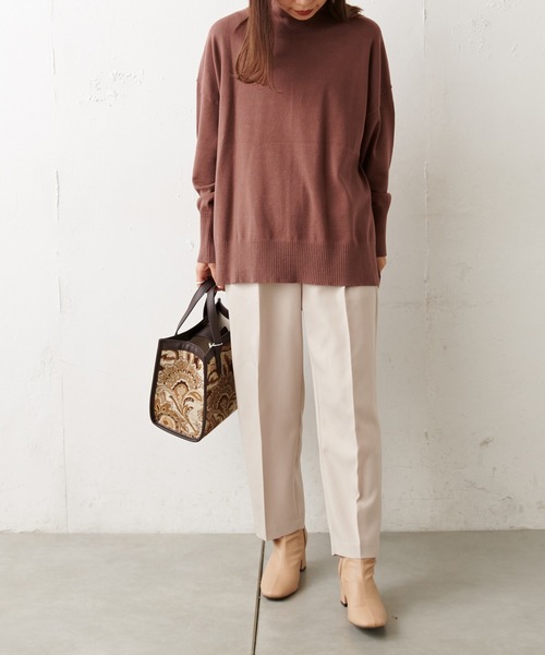 natural couture(ナチュラルクチュール)の「美シルエット微起毛テーパードパンツ Sサイズ(その他パンツ・レディース・ブラック/ブルー/マスタード/モカ/ライトベージュ/ピンク・SMALL)」の7枚目の写真