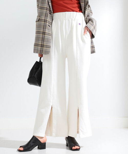 Ray BEAMS(レイビームス)の「Champion × Ray BEAMS / 別注 ロング パンツ(スウェットパンツ・レディース・ダークグリーン/ブラック/ホワイト・ONE SIZE)」の4枚目の写真