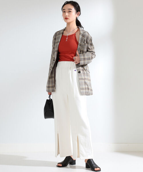 Ray BEAMS(レイビームス)の「Champion × Ray BEAMS / 別注 ロング パンツ(スウェットパンツ・レディース・ダークグリーン/ブラック/ホワイト・ONE SIZE)」の6枚目の写真