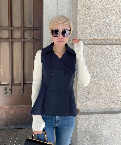 JENNE(ジェンヌ)の「ペプラムフレンチベスト(ベスト・レディース・ベージュ/ネイビー・SMALL/MEDIUM/LARGE)」の12枚目の写真