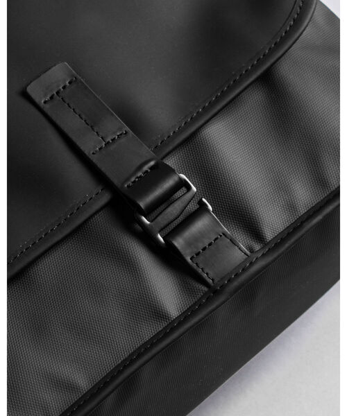 B:MING by BEAMS（ビーミングバイビームス）の「Topologie / Ransel Backpack（バックパック/リュック・メンズ・ブラック/オリーブ・ONE SIZE）」の3枚目の写真