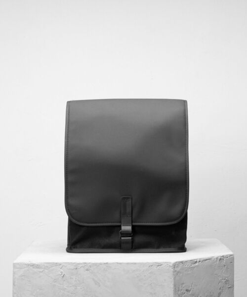 B:MING by BEAMS（ビーミングバイビームス）の「Topologie / Ransel Backpack（バックパック/リュック・メンズ・ブラック/オリーブ・ONE SIZE）」の13枚目の写真
