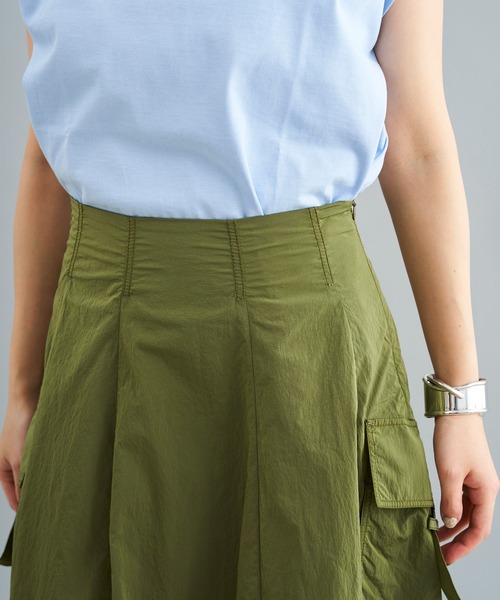 DouDou(ドゥドゥ)の「サテンカーゴスカート(スカート・レディース・カーキ/ブラック・FREE)」の21枚目の写真