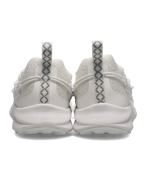 美品 KEEN UNEEK SNK キーン ユニーク スニーク 24cm グレー KEEN（キーン）の「UNEEK SNK / ユニーク スニーク（スニーカー
