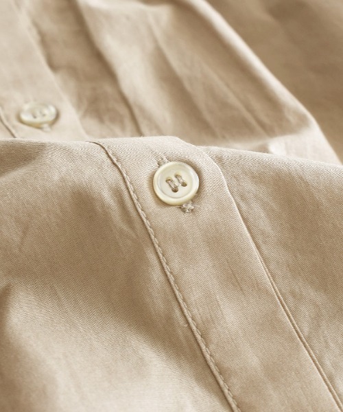 zootie（ズーティー）の「コットンピンタック マルチフロント フリルネックブラウス（シャツ/ブラウス・レディース・チャコール/グレイッシュベージュ/カーキ/スモークピンク/ホワイト/黄土色系/ライトベージュ/ブラック・フリー）」の21枚目の写真