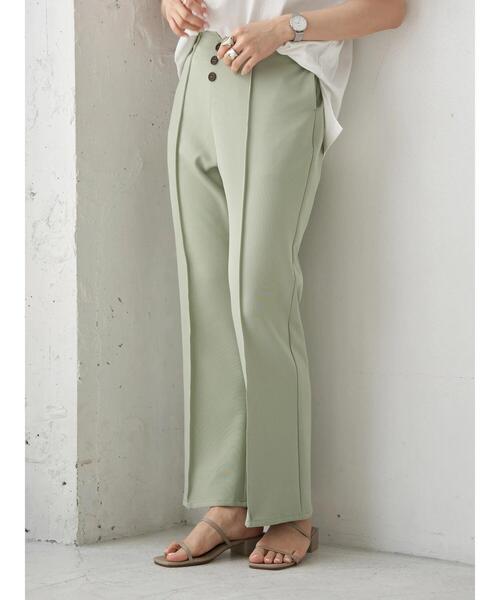 earth music&ecology（アースミュージックアンドエコロジー）の「フロントボタンセミフレアパンツ ＊（その他パンツ・レディース・ブラック/グリーン/ライトベージュ・S/M）」の6枚目の写真