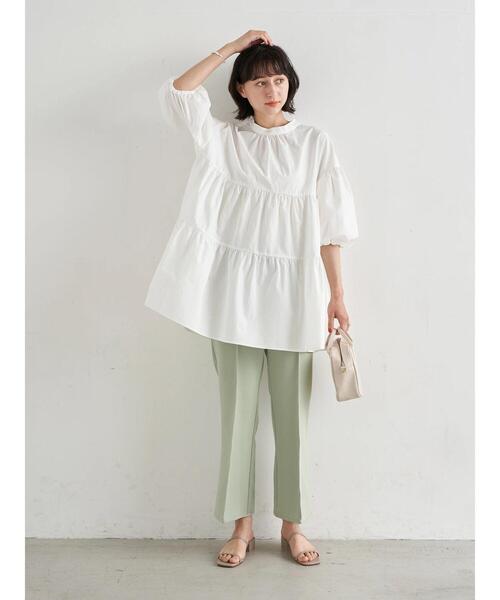 earth music&ecology（アースミュージックアンドエコロジー）の「フロントボタンセミフレアパンツ ＊（その他パンツ・レディース・ブラック/グリーン/ライトベージュ・S/M）」の20枚目の写真