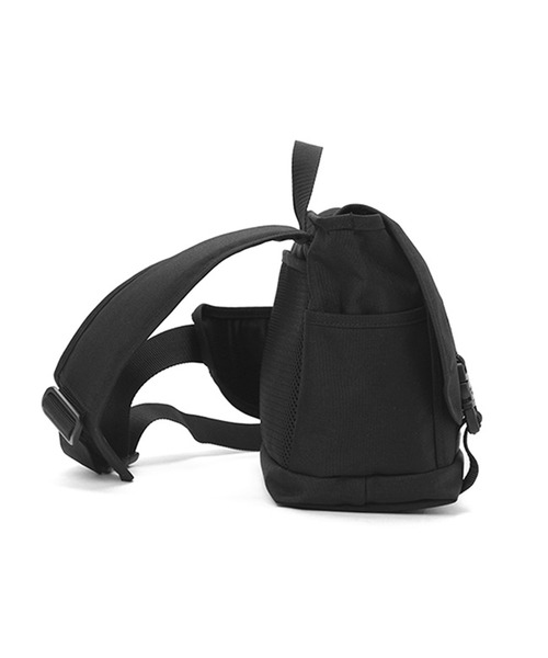 Manhattan Portage（マンハッタンポーテージ）の「Tillary Messenger Bag（メッセンジャーバッグ・メンズ・ブラック・MEDIUM）」の4枚目の写真