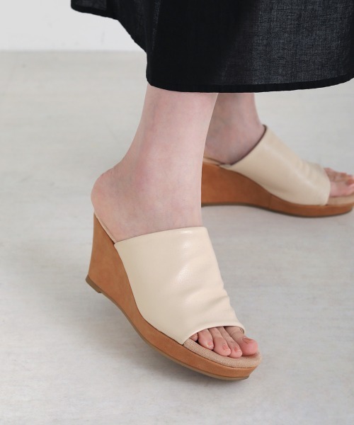 Bou Jeloud（ブージュルード）の「もっちりフィット◆ウェッジサンダル（サンダル・レディース・ブラック/アイボリー/イエロー/ブルー・M/L）」の14枚目の写真