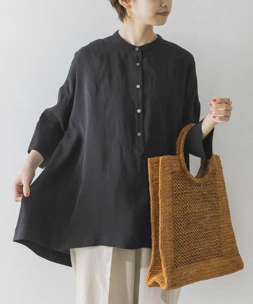 URBAN RESEARCH(アーバンリサーチ)の「フロントデザイン7分袖ドルマンブラウス(Tシャツ/カットソー・レディース・ブラック/オフホワイト・FREE)」の2枚目の写真