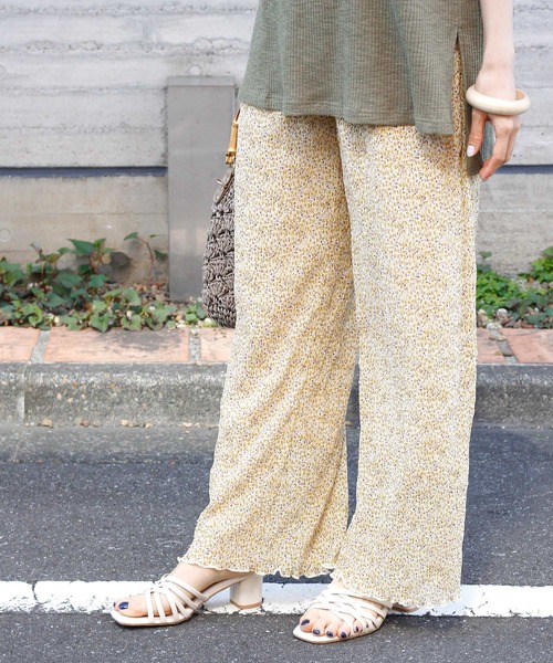 Crisp（クリスプ）の「フラワークレープシアーパンツ（その他パンツ・レディース・アイボリー/ダークブラウン・FREE）」の19枚目の写真