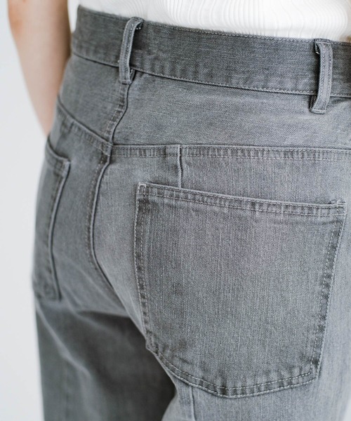 haco!（ハコ）の「【新色登場】これさえあればいつものコーデが2割増でおしゃれに見える　バックスリットが今っぽいデニムパンツby who made me（デニムパンツ・レディース・グレー/インディゴブルー・1/3/5/7）」の18枚目の写真