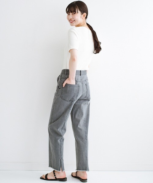 haco!（ハコ）の「【新色登場】これさえあればいつものコーデが2割増でおしゃれに見える　バックスリットが今っぽいデニムパンツby who made me（デニムパンツ・レディース・グレー/インディゴブルー・1/3/5/7）」の12枚目の写真
