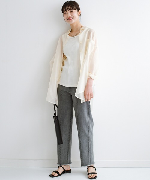 haco!（ハコ）の「【新色登場】これさえあればいつものコーデが2割増でおしゃれに見える　バックスリットが今っぽいデニムパンツby who made me（デニムパンツ・レディース・グレー/インディゴブルー・1/3/5/7）」の9枚目の写真