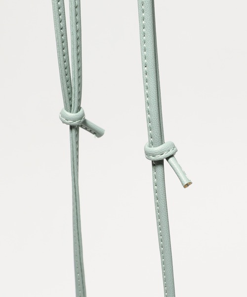 LAKOLE（ラコレ）の「タテ型ミニ巾着ショルダーバッグ / 954532（ショルダーバッグ・メンズ・ブラック/ライトグレー/ブルーグリーン・FREE）」の19枚目の写真