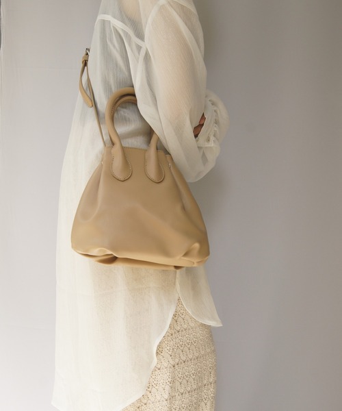 Loco Ocean（ロコオーシャン）の「巾着風バケツ型 2wayショルダーバッグ（ショルダーバッグ・レディース・ベージュ/ブラック/オフホワイト・ONE SIZE）」の8枚目の写真