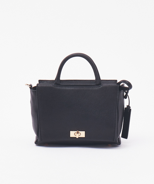 Rouge vif(ルージュヴィフ)の「【佐藤佳菜子さんコラボ】neque別注テープベルトハンドバッグ(ハンドバッグ・レディース・ブラック・フリー)」の6枚目の写真