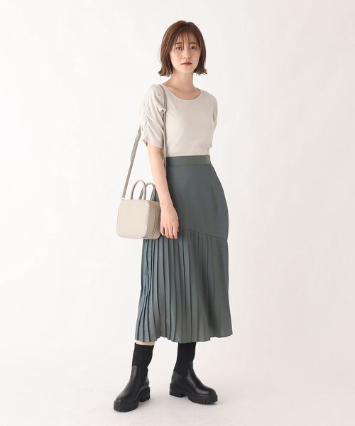 AG by aquagirl(エージーバイアクアガール)の「◆RENU(R)リブギャザースリーブプルオーバー【WEB限定サイズ】(Tシャツ/カットソー・レディース・ライトグレー/ブラウン系/ダークパープル/ダークグリーン/ブラック・38/40/36)」の17枚目の写真