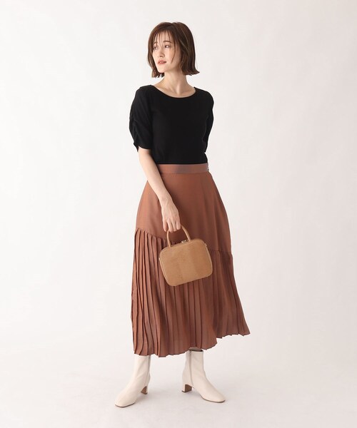 AG by aquagirl(エージーバイアクアガール)の「◆RENU(R)リブギャザースリーブプルオーバー【WEB限定サイズ】(Tシャツ/カットソー・レディース・ライトグレー/ブラウン系/ダークパープル/ダークグリーン/ブラック・38/40/36)」の15枚目の写真