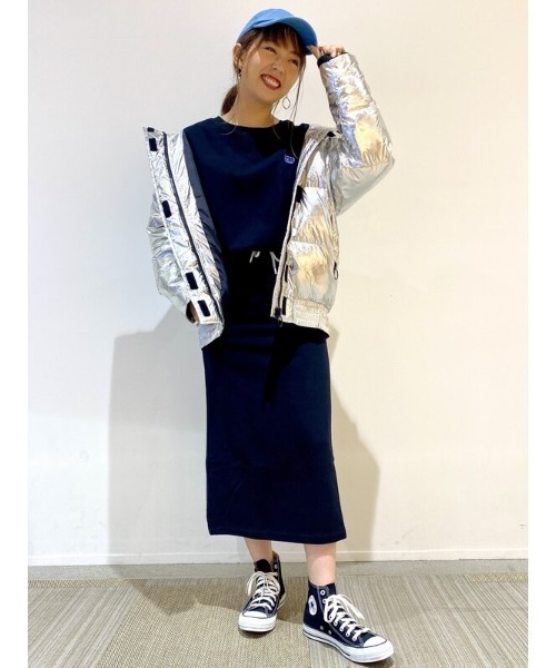 人気　GAP ギャップ　シルバー光沢　ダウンジャケットM GAP（ダウンジャケット ・ シルバー/銀色系）のフリマアイテム一覧