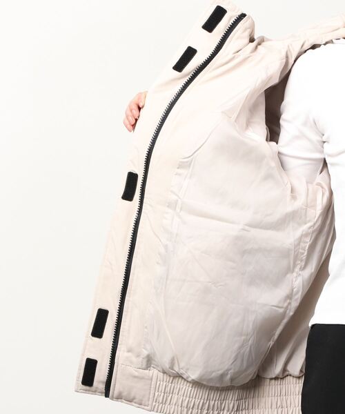 GAP（ギャップ）の「スポーティ ショート ダウンジャケット（ダウンジャケット/コート・レディース・シルバー/ブラック/その他・XXS/XS/S/L/M）」の16枚目の写真