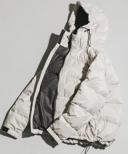 NANGA(ナンガ)の「『別注』NANGA×DOORS AURORA(ダウンジャケット/コート・メンズ・ベージュ系その他/ブラック/グリーン系その他/ネイビー・L/S/M)」の3枚目の写真