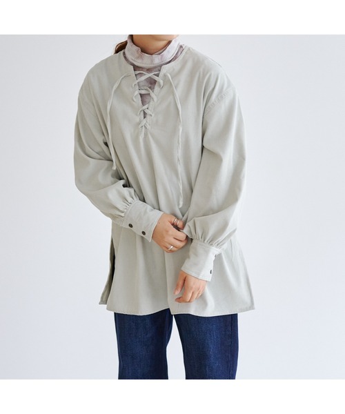 CPCM（シーピーシーエム）の「レースアップチュニックブラウス（シャツ/ブラウス・レディース・ベージュ/インディゴブルー/アイボリー・FREE）」の2枚目の写真