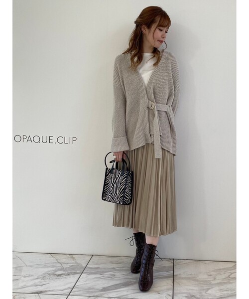 OPAQUE.CLIP(オペークドットクリップ)の「◆スウェード&レザーライク イージープリーツスカート【WEB限定サイズ】(スカート・レディース・ライトベージュ/チャコールグレー/モスグリーン/ブラック・38/42/40)」の13枚目の写真