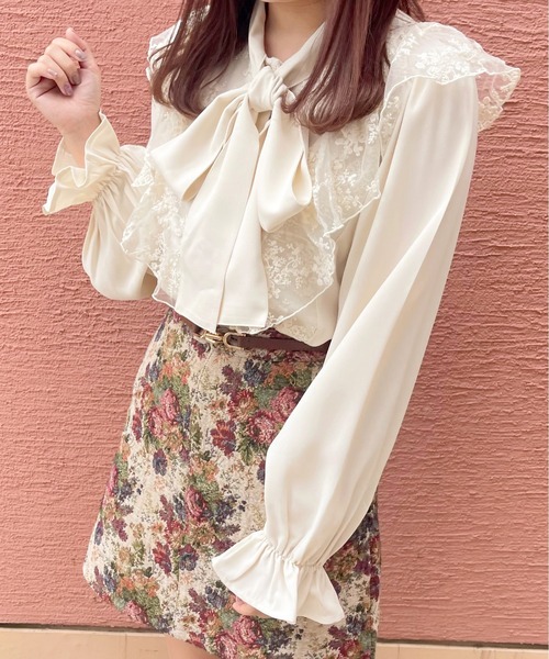 apres jour(アプレジュール)の「レース×ボウタイブラウス【ZOZOTOWN限定アイテム】(シャツ/ブラウス・レディース・ブラック/アイボリー/オフホワイト・フリー/X-LARGE)」の17枚目の写真