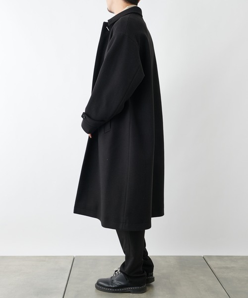 COLONY 2139（コロニートゥーワンスリーナイン）の「テックウール オーバーサイズ ステンカラーコート（ステンカラーコート・メンズ・ブラック/ネイビー・MEDIUM/LARGE/X-LARGE）」の16枚目の写真