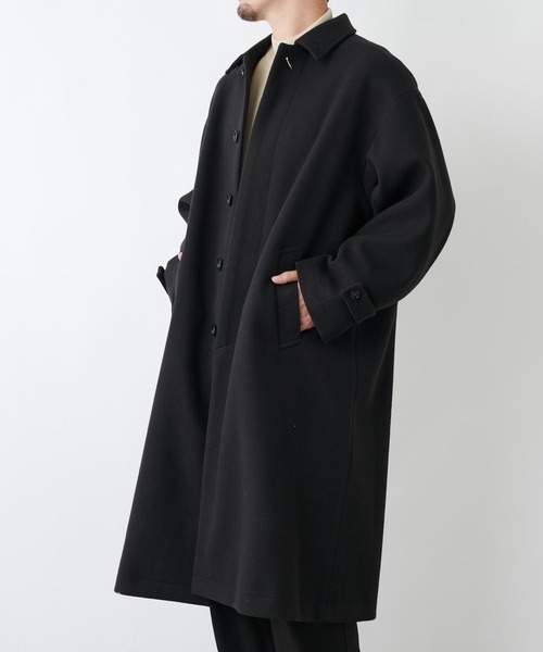 COLONY 2139（コロニートゥーワンスリーナイン）の「テックウール オーバーサイズ ステンカラーコート（ステンカラーコート・メンズ・ブラック/ネイビー・MEDIUM/LARGE/X-LARGE）」の19枚目の写真