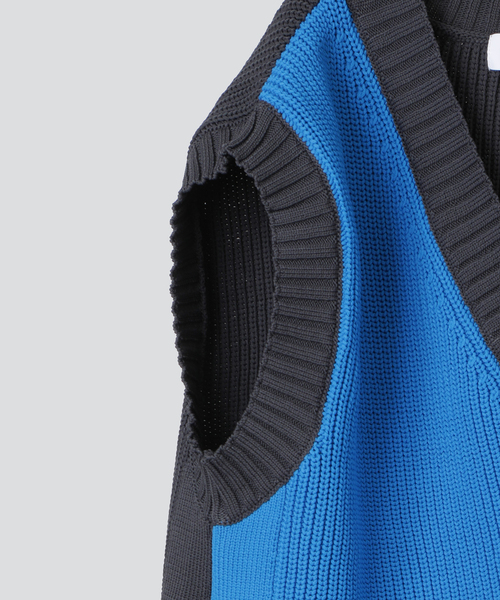 CONVERSE TOKYO（コンバーストウキョウ）の「カラーパターンニットベスト（ベスト・レディース・オレンジ/グリーン/ブルー・FREE）」の20枚目の写真