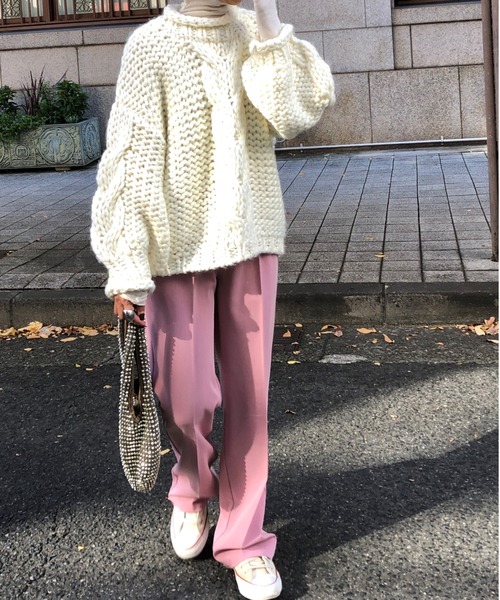 ulu（ウル）の「Original pintuck backbelt straight pants（スラックス・レディース・スモークピンク/ブラック/ブラウン・FREE）」の3枚目の写真