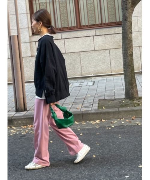 ulu（ウル）の「Original pintuck backbelt straight pants（スラックス・レディース・スモークピンク/ブラック/ブラウン・FREE）」の4枚目の写真