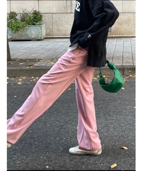 ulu（ウル）の「Original pintuck backbelt straight pants（スラックス・レディース・スモークピンク/ブラック/ブラウン・FREE）」の6枚目の写真