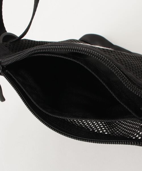 FRANKLIN & MARSHALL（フランクリンマーシャル）の「【FRANKLIN&MARSHALL】Mesh Mini shoulder（ショルダーバッグ・メンズ・ベージュ/グレー/ブラック・FREE）」の10枚目の写真