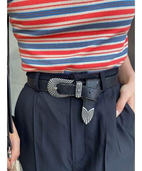 EVRIS（エヴリス）の「メタルバックルフェイクレザーベルト（ベルト・レディース・ブラック/ブラウン・FREE）」の9枚目の写真