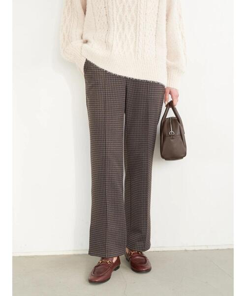 earth music&ecology（アースミュージックアンドエコロジー）の「カットジャカードセミフレアパンツ＊（その他パンツ・レディース・ブラック/ブラウン・S/M）」の3枚目の写真