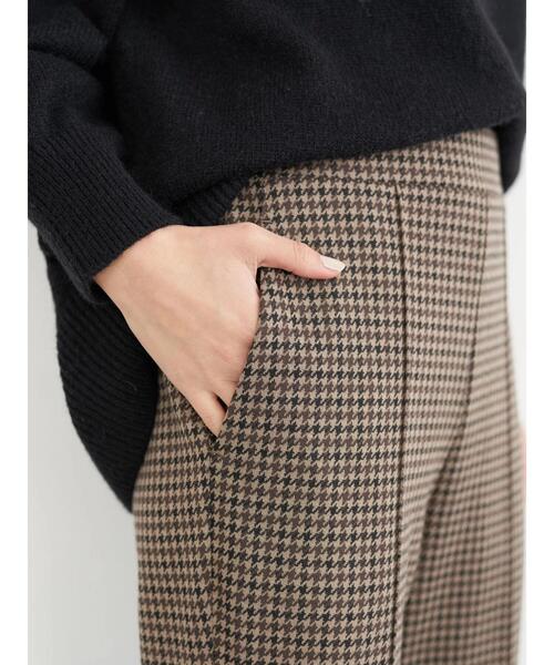 earth music&ecology（アースミュージックアンドエコロジー）の「カットジャカードセミフレアパンツ＊（その他パンツ・レディース・ブラック/ブラウン・S/M）」の17枚目の写真