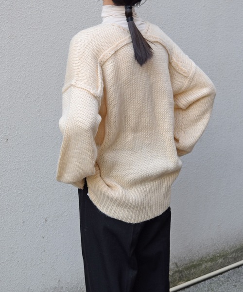 Marient（マリエント）の「VネックローゲージカラーニットPO（ニット/セーター・レディース・オレンジ/ブルー/グリーン/アイボリー・FREE）」の6枚目の写真