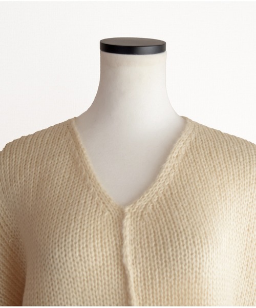 Marient（マリエント）の「VネックローゲージカラーニットPO（ニット/セーター・レディース・オレンジ/ブルー/グリーン/アイボリー・FREE）」の8枚目の写真