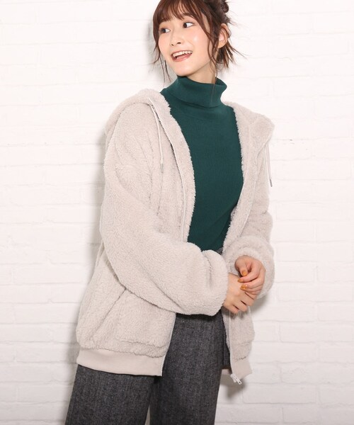 Cutie Blonde（キューティーブロンド）の「◆【S-L】もこもこボアジップパーカー（パーカー・レディース・ライトグレー/ブラウン系その他/ピンク・01/02/03）」の4枚目の写真