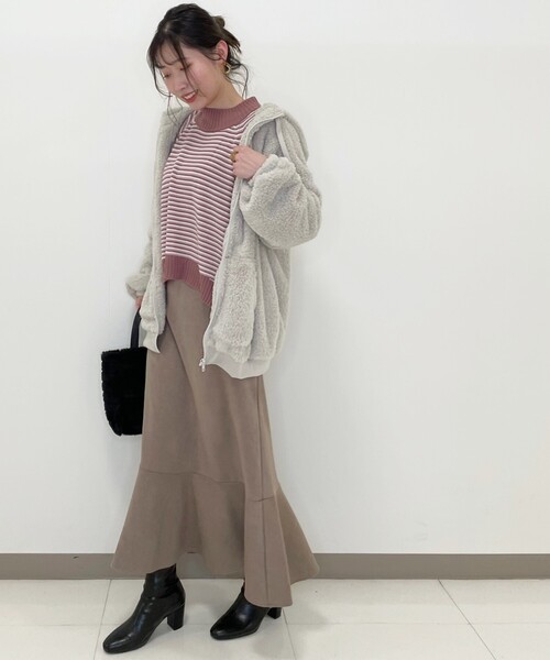 Cutie Blonde（キューティーブロンド）の「◆【S-L】もこもこボアジップパーカー（パーカー・レディース・ライトグレー/ブラウン系その他/ピンク・01/02/03）」の5枚目の写真