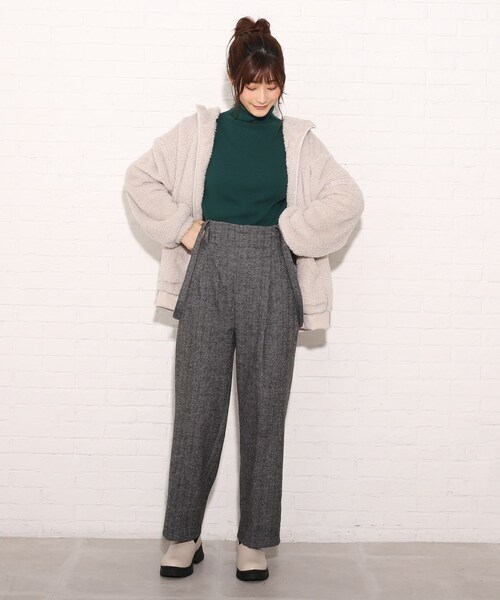 Cutie Blonde（キューティーブロンド）の「◆【S-L】もこもこボアジップパーカー（パーカー・レディース・ライトグレー/ブラウン系その他/ピンク・01/02/03）」の6枚目の写真