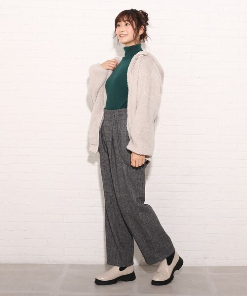 Cutie Blonde（キューティーブロンド）の「◆【S-L】もこもこボアジップパーカー（パーカー・レディース・ライトグレー/ブラウン系その他/ピンク・01/02/03）」の7枚目の写真