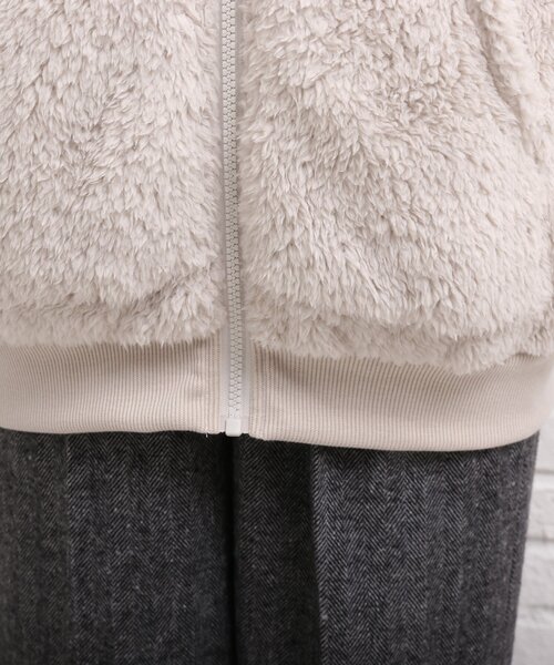 Cutie Blonde（キューティーブロンド）の「◆【S-L】もこもこボアジップパーカー（パーカー・レディース・ライトグレー/ブラウン系その他/ピンク・01/02/03）」の14枚目の写真